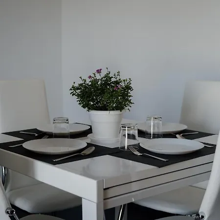 Domus - Cicerone - Apartament *